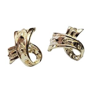 Vintage screw on ribbon earrings